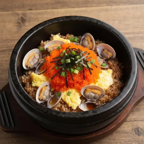 해물 날치알 솥밥